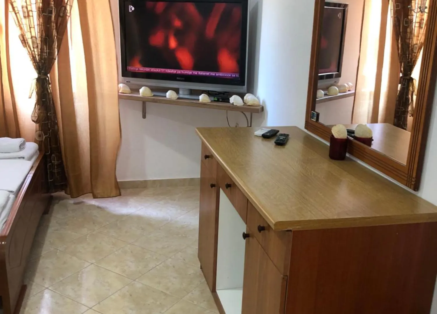 Emas Apartments Sarande Private Beach